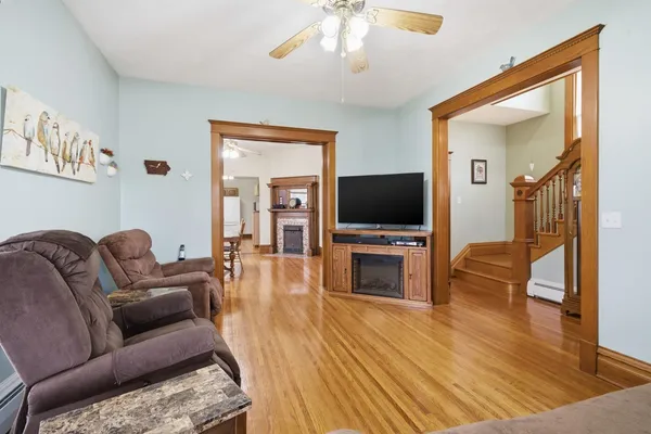 $349,000 | 1221 6th Avenue, De Witt, IA 52742