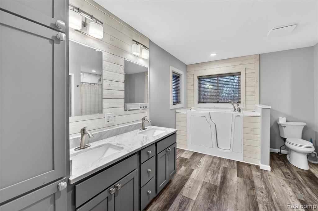 13520 Fenton Road Fenton, MI 48430 - Photo 22 of 41 Gallery Image 22