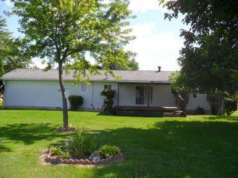 6780 South Byron Road Durand, MI 48429 - Photo 21 of 22 20418352-20.JPG