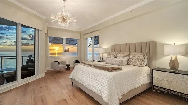 $5,800,000 | 2052 Benjamin Franklin Drive, Unit PH 1102, Sarasota, FL 34236