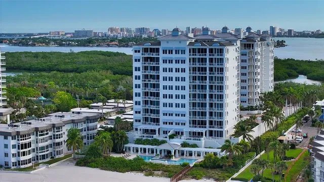 $5,800,000 | 2052 Benjamin Franklin Drive, Unit PH 1102, Sarasota, FL 34236