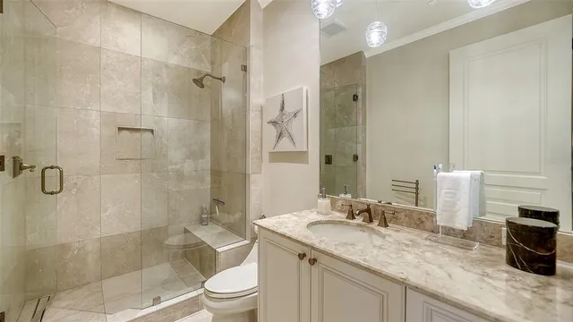 $5,800,000 | 2052 Benjamin Franklin Drive, Unit PH 1102, Sarasota, FL 34236