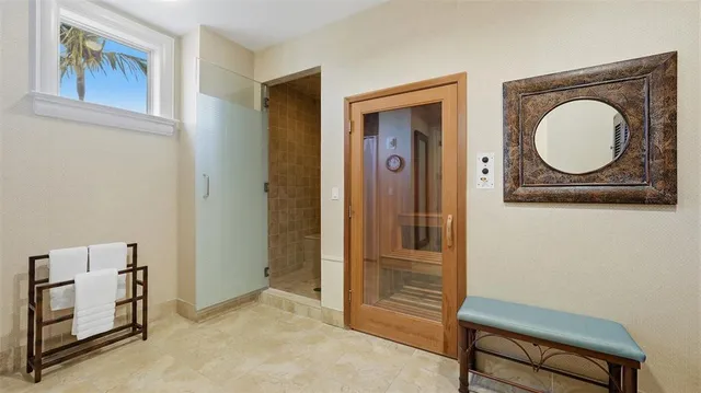 $5,800,000 | 2052 Benjamin Franklin Drive, Unit PH 1102, Sarasota, FL 34236