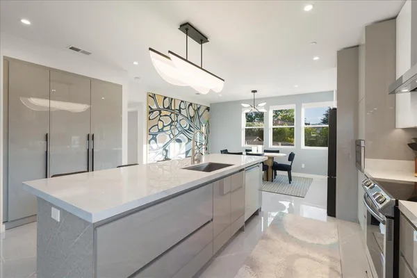 $3,288,888 | 22540 Stevens Creek Boulevard, Cupertino, CA 95014