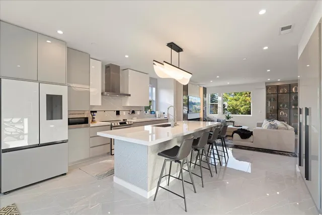 $3,288,888 | 22540 Stevens Creek Boulevard, Cupertino, CA 95014