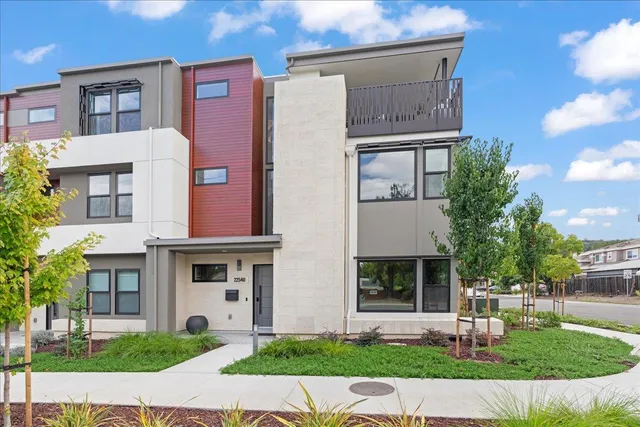 $3,288,888 | 22540 Stevens Creek Boulevard, Cupertino, CA 95014