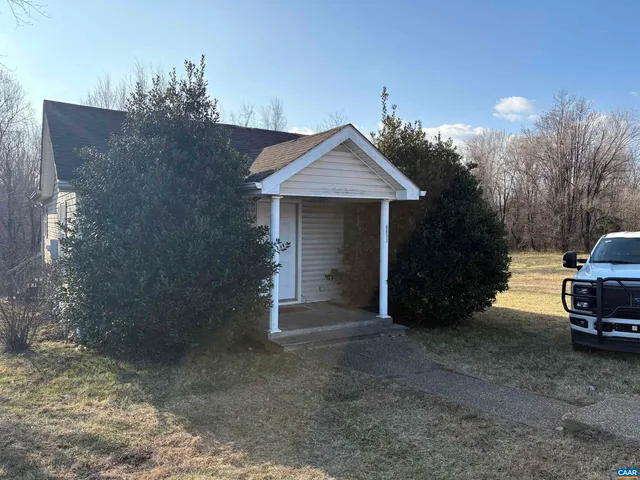 $1,500 | 6013 Rockfish Gap Turnpike, Crozet, VA 22932