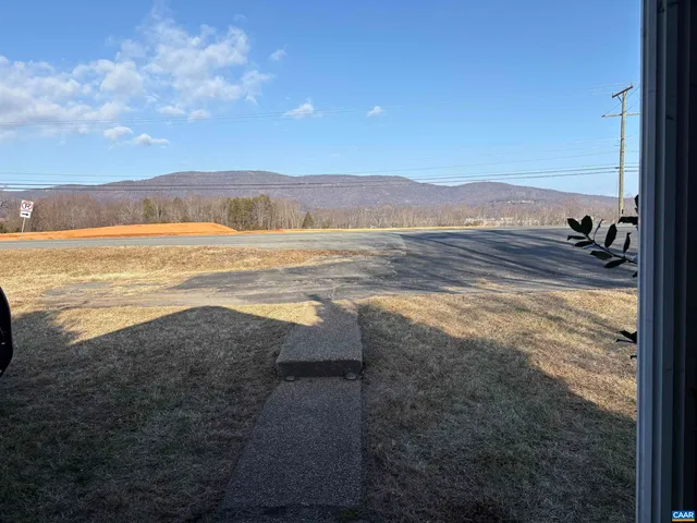 $1,500 | 6013 Rockfish Gap Turnpike, Crozet, VA 22932