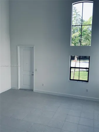 $3,650 | 157 Northeast 27th Terrace, Unit 157, Homestead, FL 33033