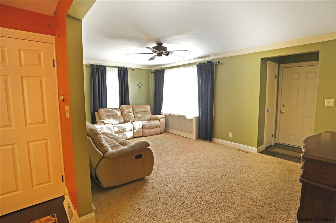 2125 Van Wormer Road Rotterdam, NY 12303 - Photo 10 of 18 Photo 10