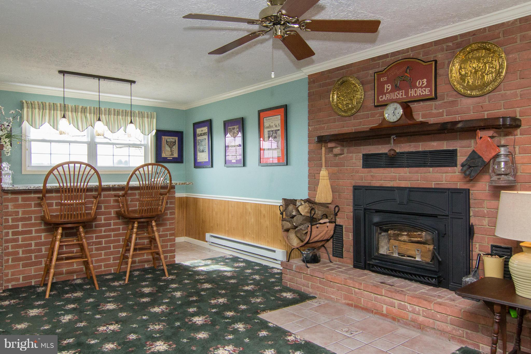 2088 Coon Club Road Westminster, MD 21157 - Photo 10 of 30 Family Room