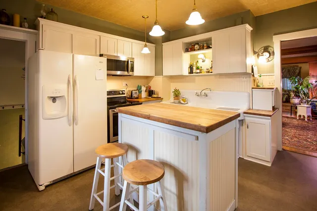 $475,000 | 337 South Spokane Avenue, Newport, WA 99156