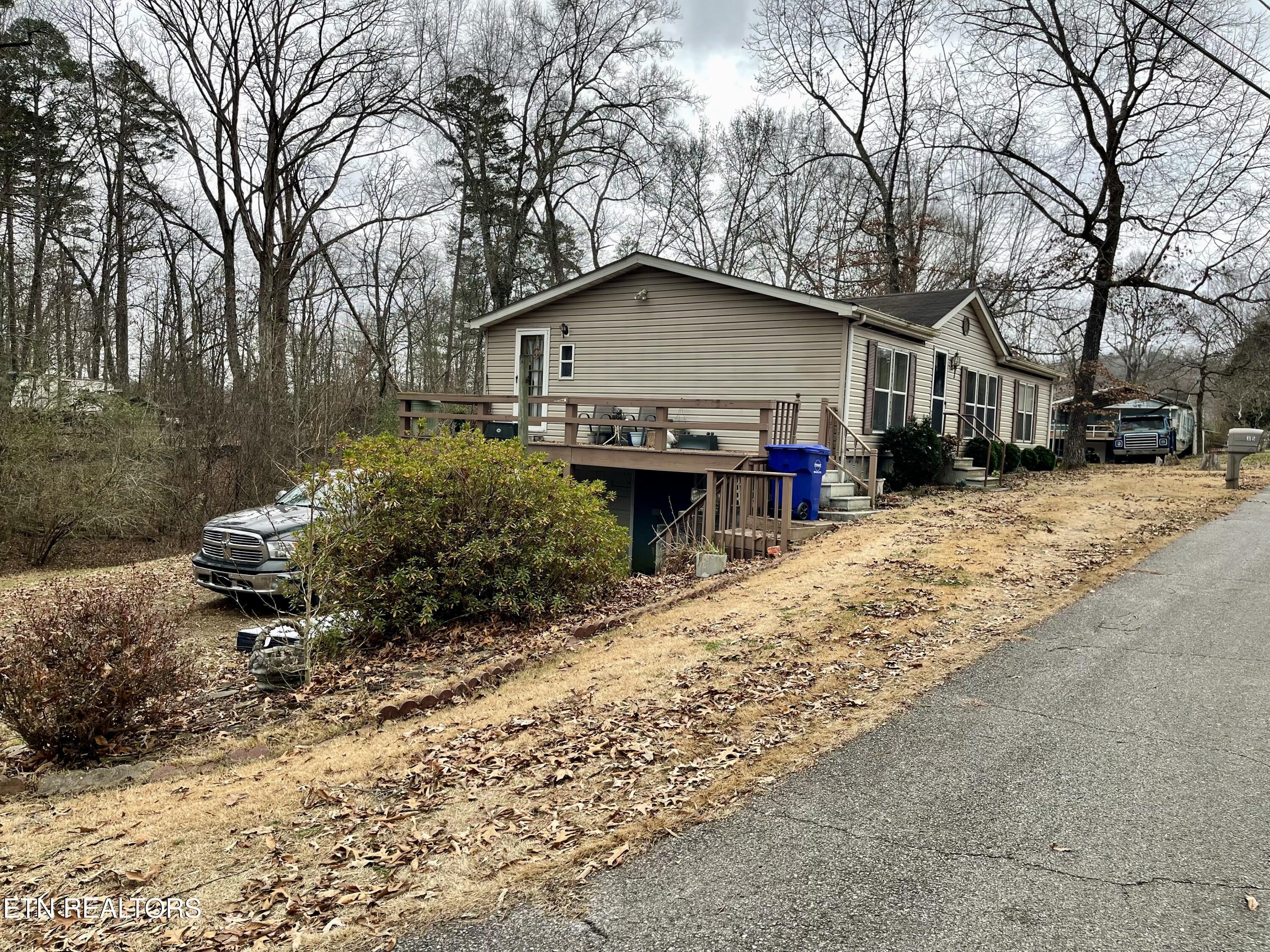 315 Ellis Road Kingston, TN 37763 - Photo 3 of 17 IMG_7698