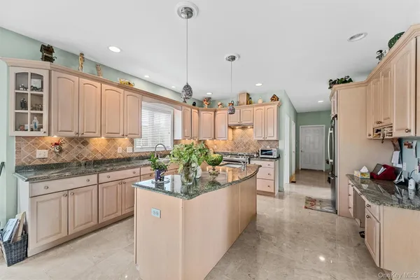 $6,000 | 20 Goshen Road, Chester, NY 10918