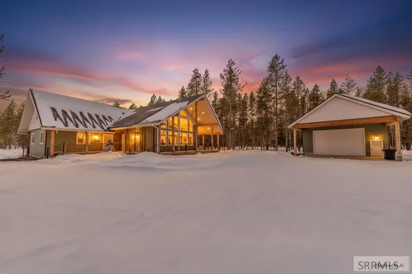 $1,324,000 | 2830 Morning Dew Drive, Island Park, ID 83429