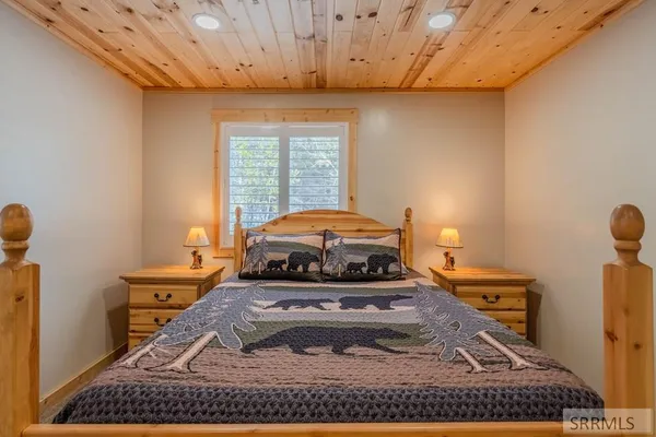 $1,324,000 | 2830 Morning Dew Drive, Island Park, ID 83429