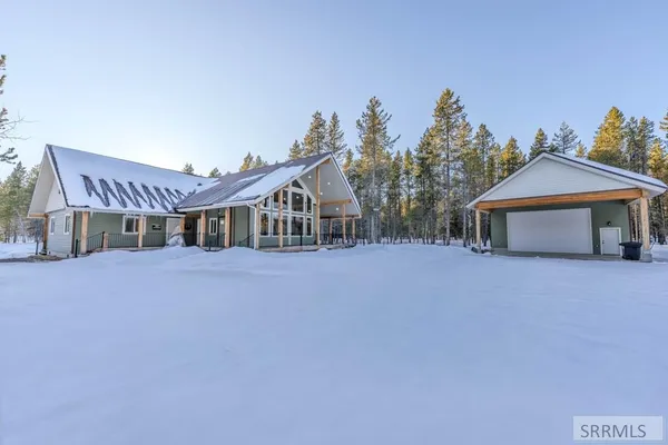$1,324,000 | 2830 Morning Dew Drive, Island Park, ID 83429
