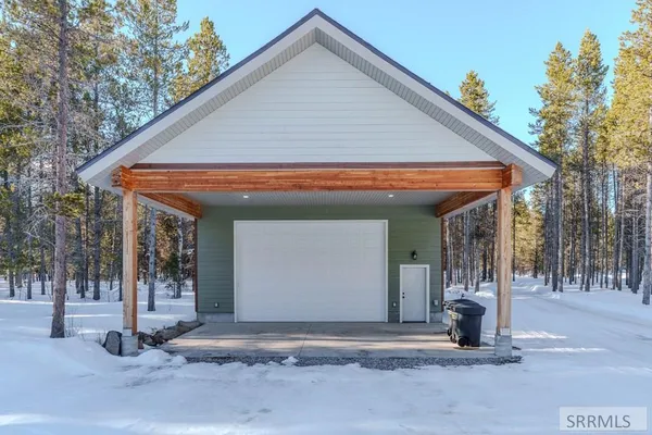 $1,324,000 | 2830 Morning Dew Drive, Island Park, ID 83429