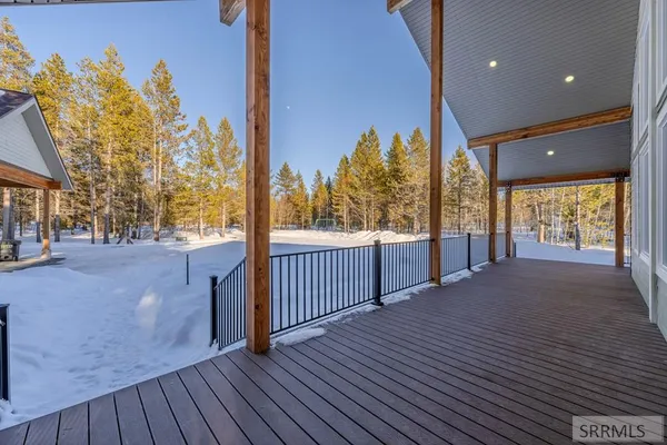 $1,324,000 | 2830 Morning Dew Drive, Island Park, ID 83429