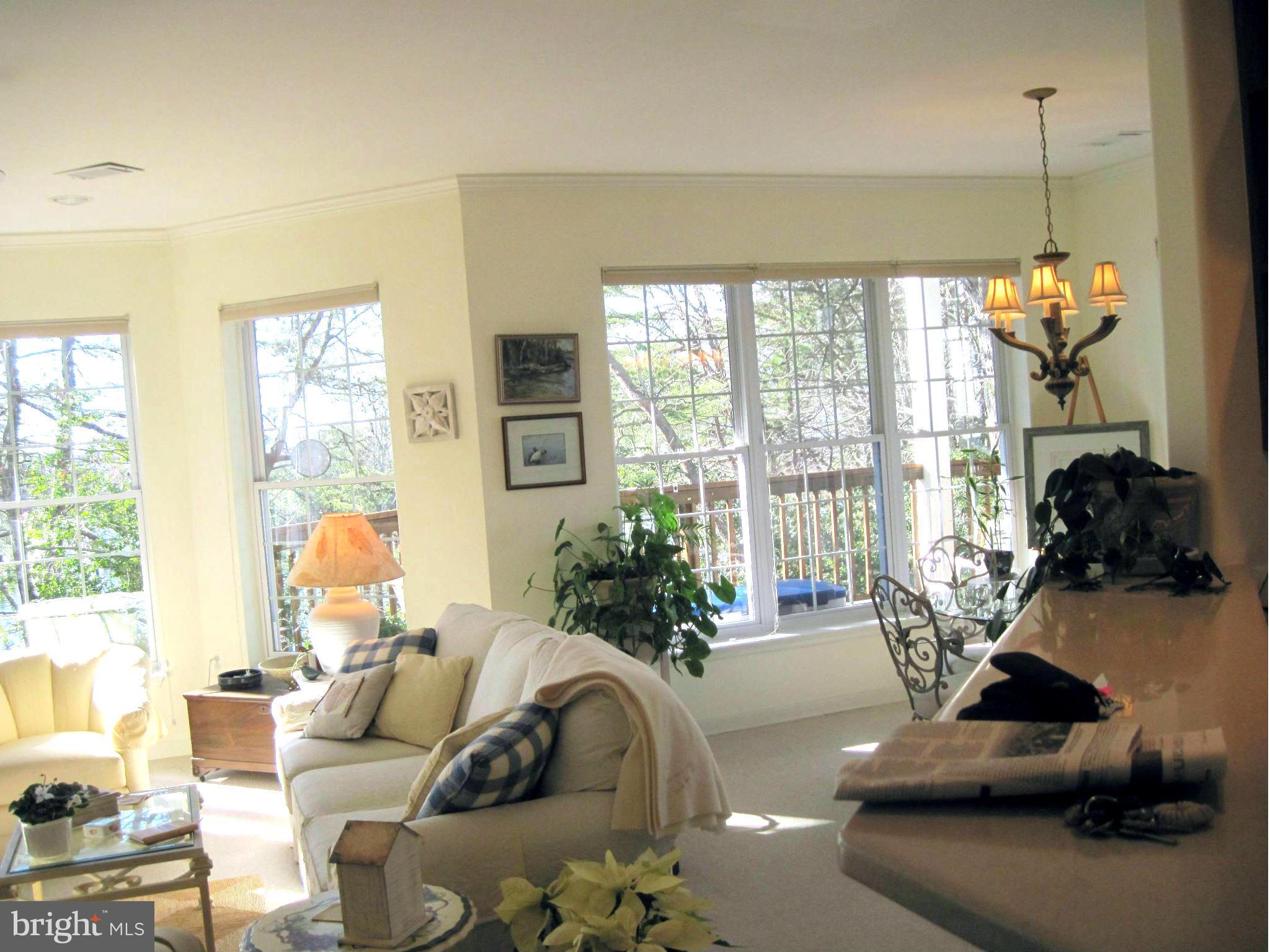 622 Runabout Loop, Unit 622 Solomons, MD 20688 - Photo 13 of 28 Living Room