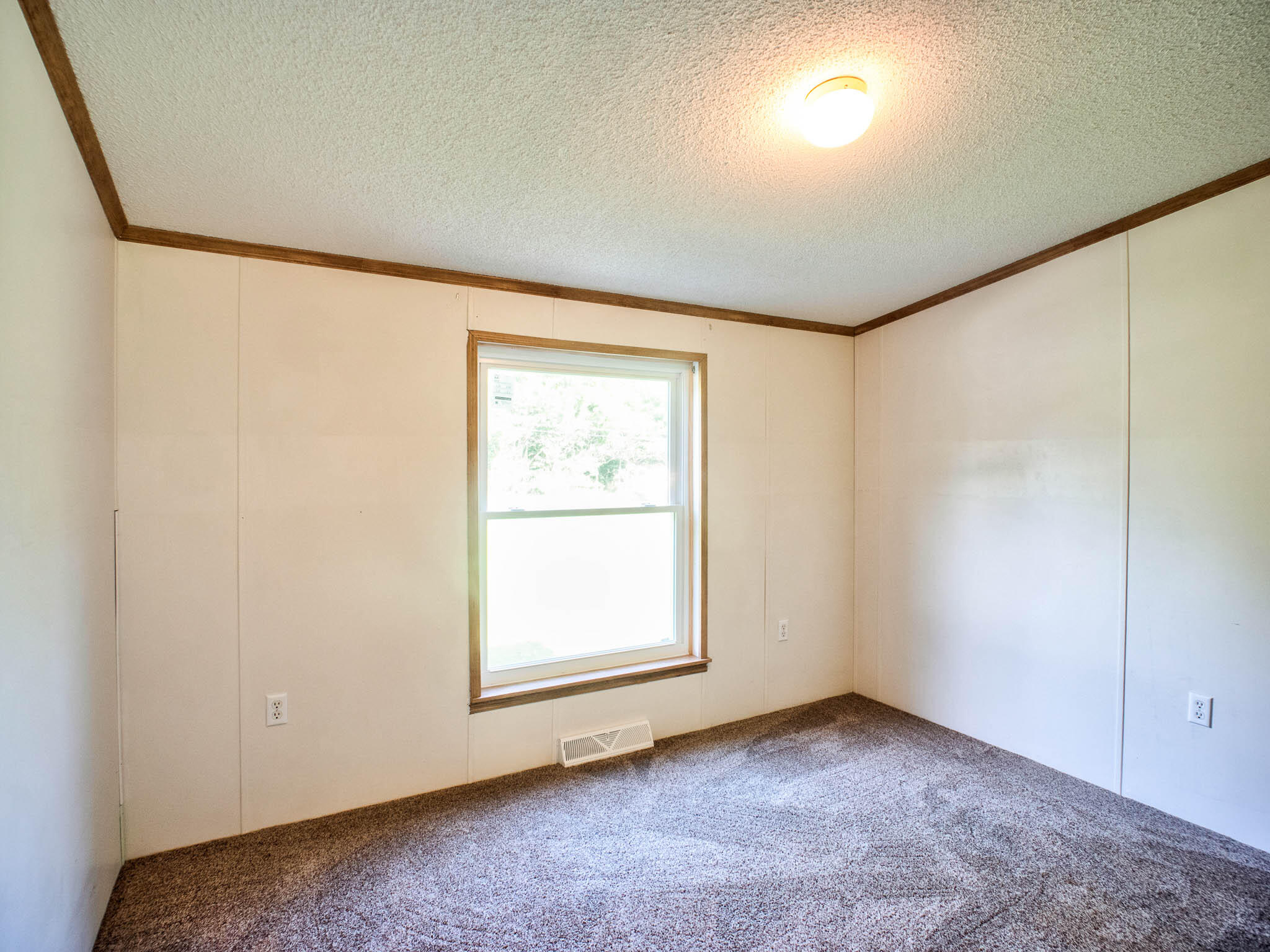 3527 Nichols Road Kalamazoo, MI 49004 - Photo 15 of 23 Bedroom 3