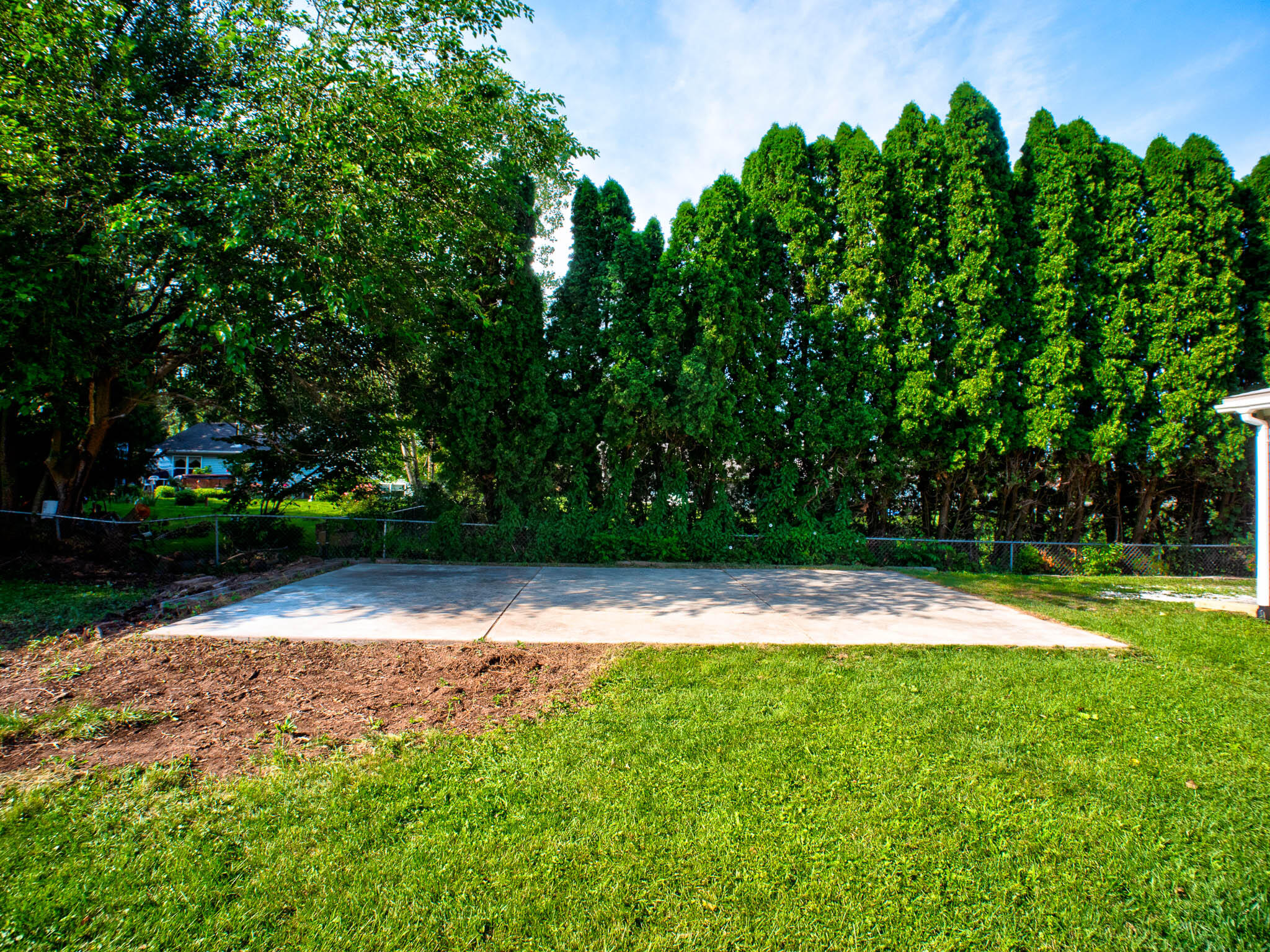 3527 Nichols Road Kalamazoo, MI 49004 - Photo 21 of 23 30x20 Concrete Pad