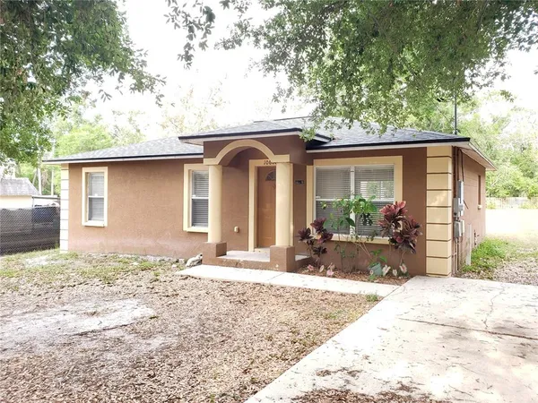 $1,995 | 10608 North 50th Street, Tampa, FL 33617