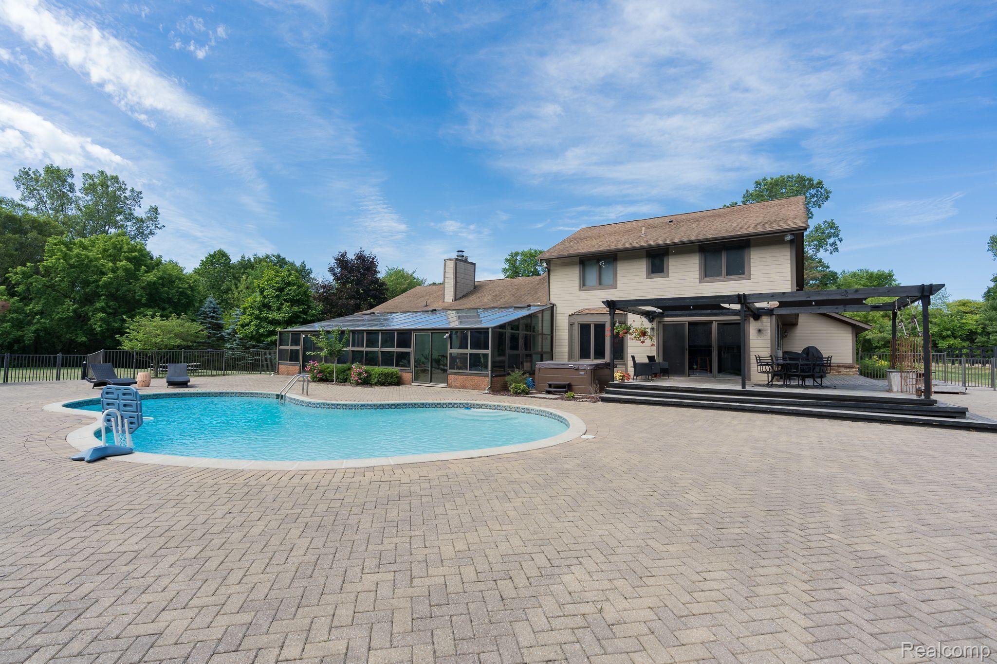 3965 Collins Road Oakland, MI 48363 - Photo 44 of 63 Gallery Image 44