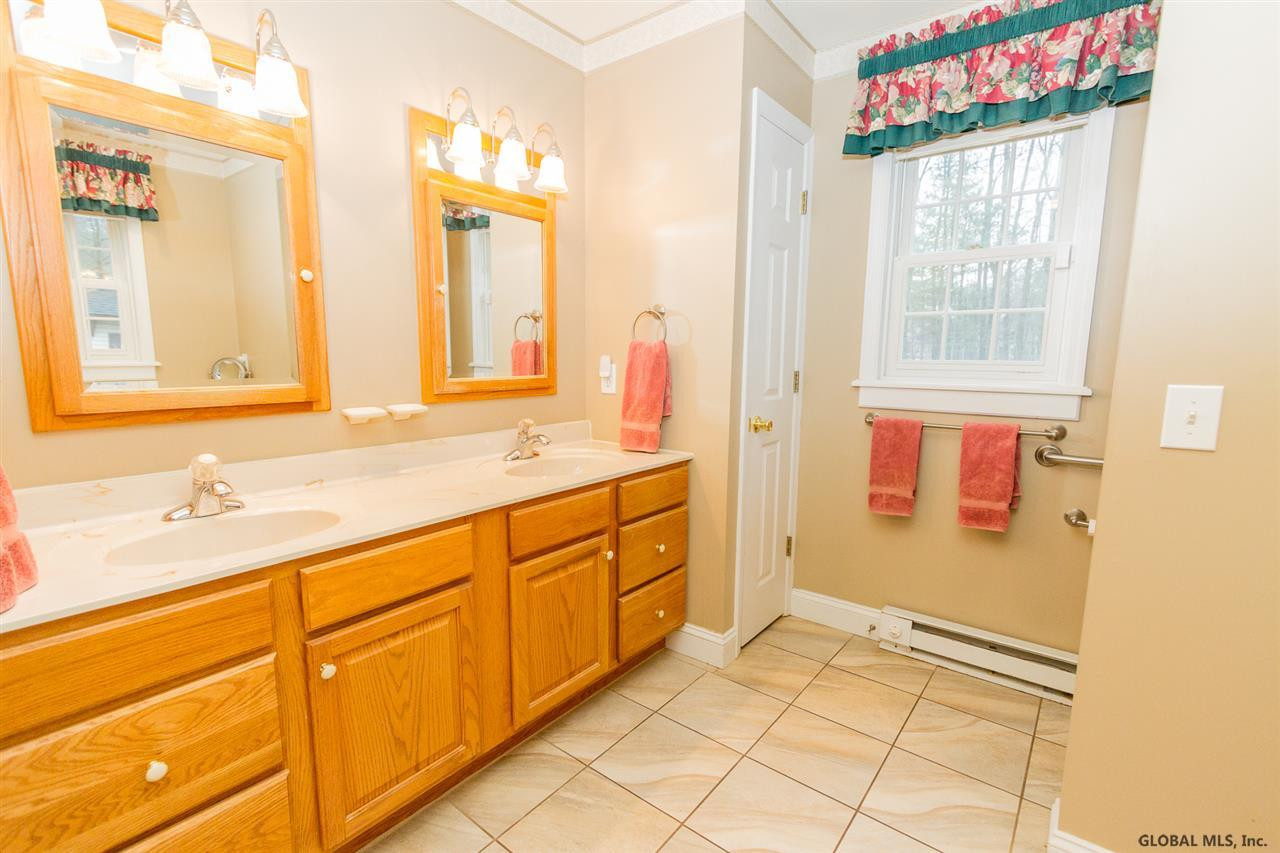 126 Cramer Road Malta, NY 12020 - Photo 22 of 38 Photo 22