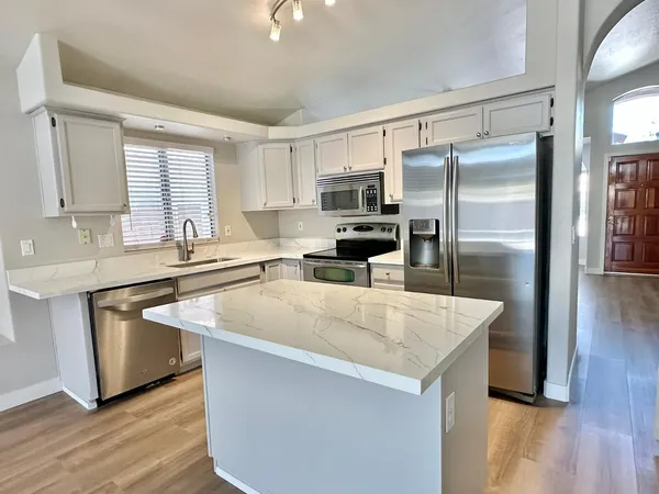 $2,750 | 4781 West Harrison Street, Chandler, AZ 85226