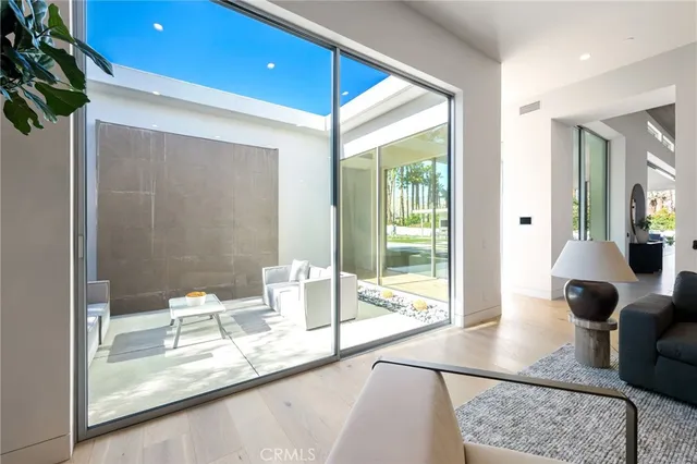 a black and white photo of a painting