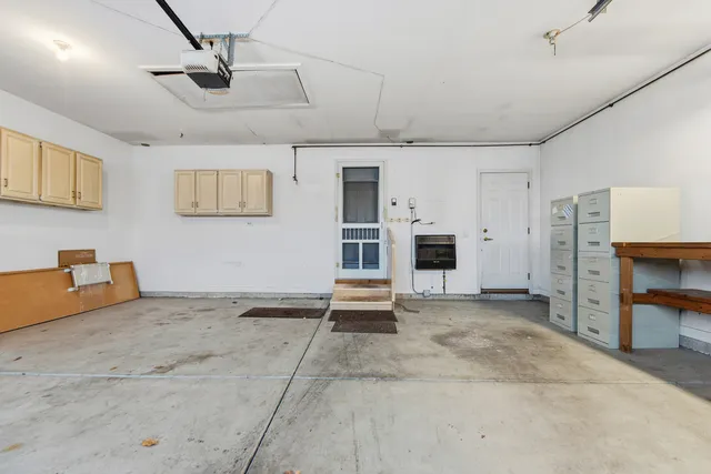 $295,000 | 102 Hitching Post Lane, Grayslake, IL 60030