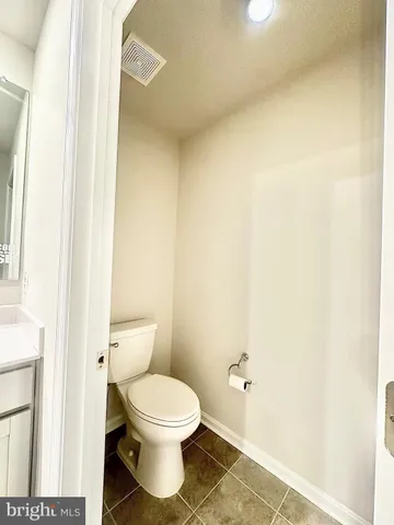 $2,300 | 153 Telluride Way, Charles Town, WV 25414