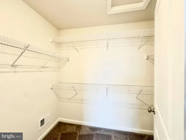 $2,300 | 153 Telluride Way, Charles Town, WV 25414