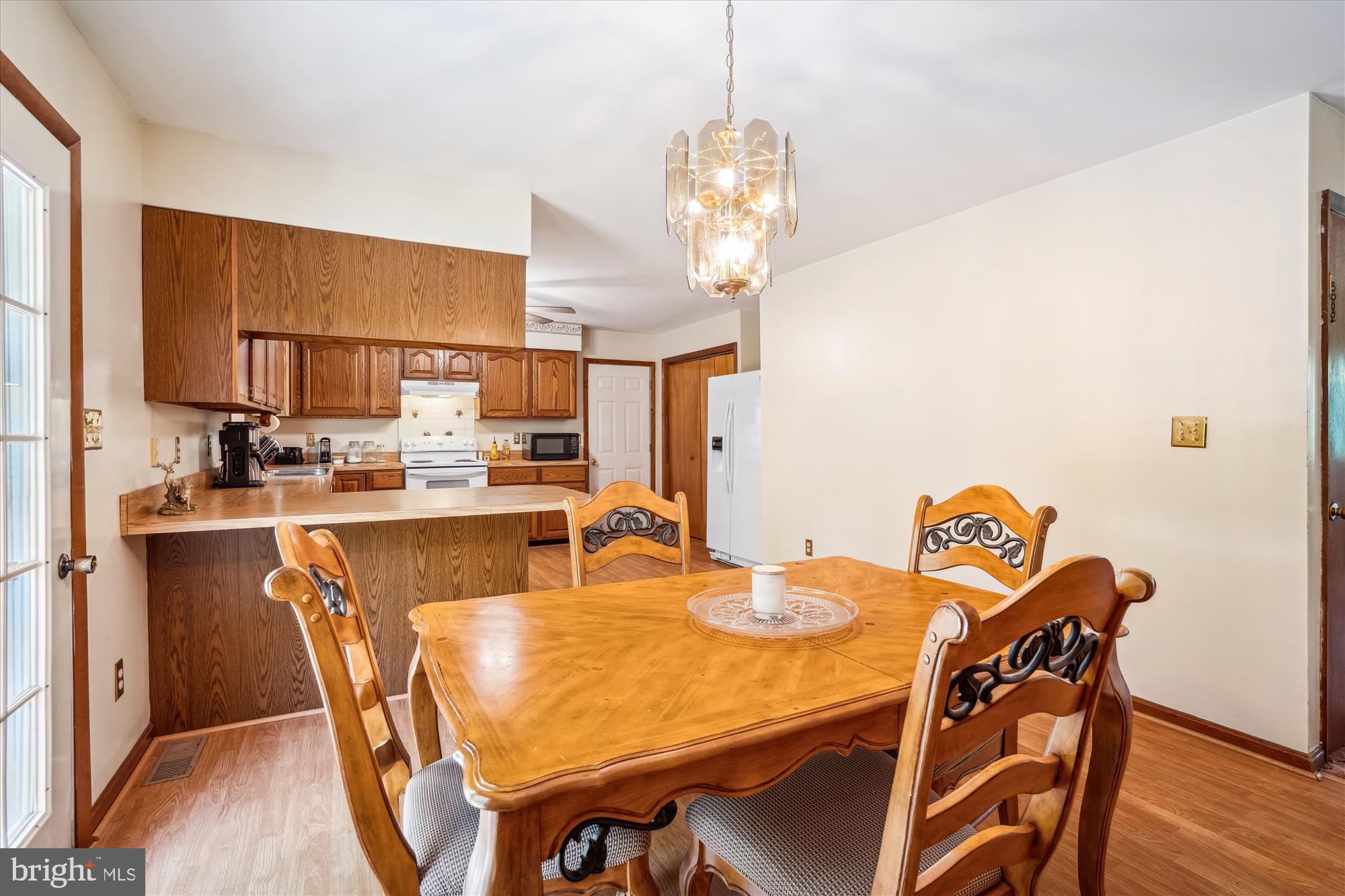 13245 Croom Road Upper Marlboro, MD 20772 - Photo 13 of 47 Dining Area w/ walkout to 24' x16' Rear Deck
