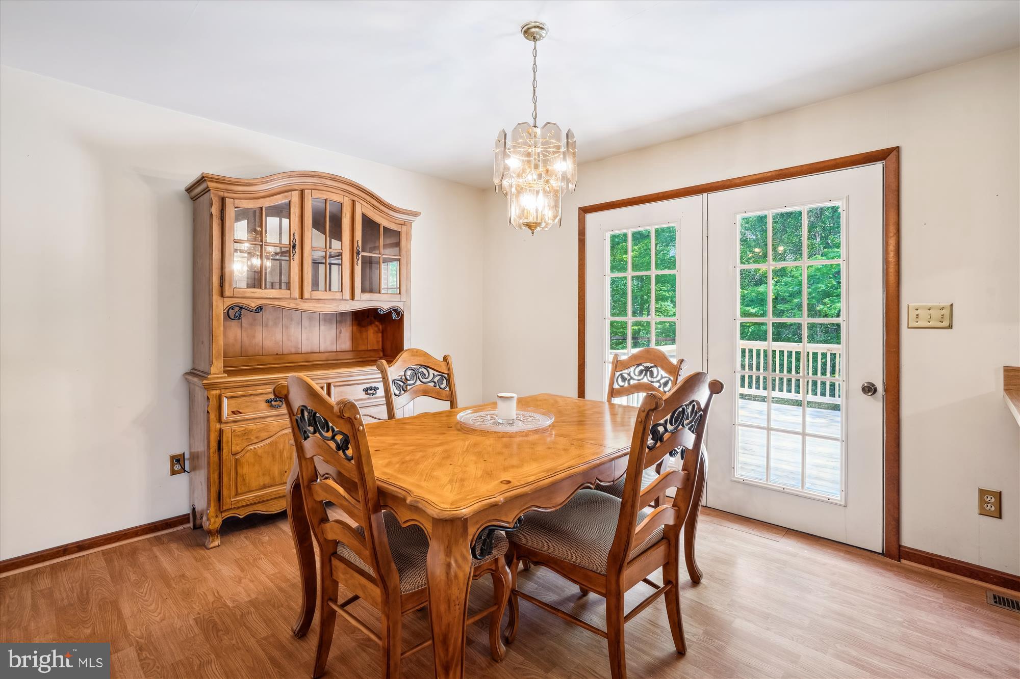 13245 Croom Road Upper Marlboro, MD 20772 - Photo 14 of 47 Dining Area w/ walkout to 24' x16' Rear Deck