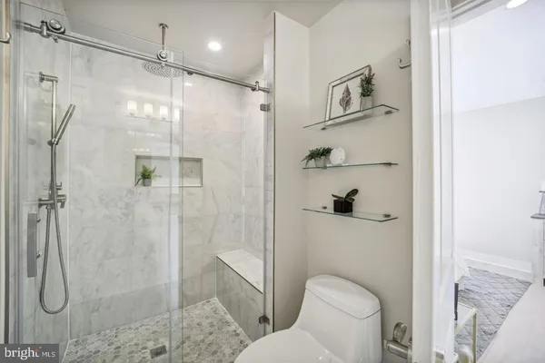 $6,300 | 901 Lawrence Street Northeast, Washington, DC 20017