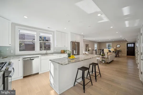 $6,300 | 901 Lawrence Street Northeast, Washington, DC 20017