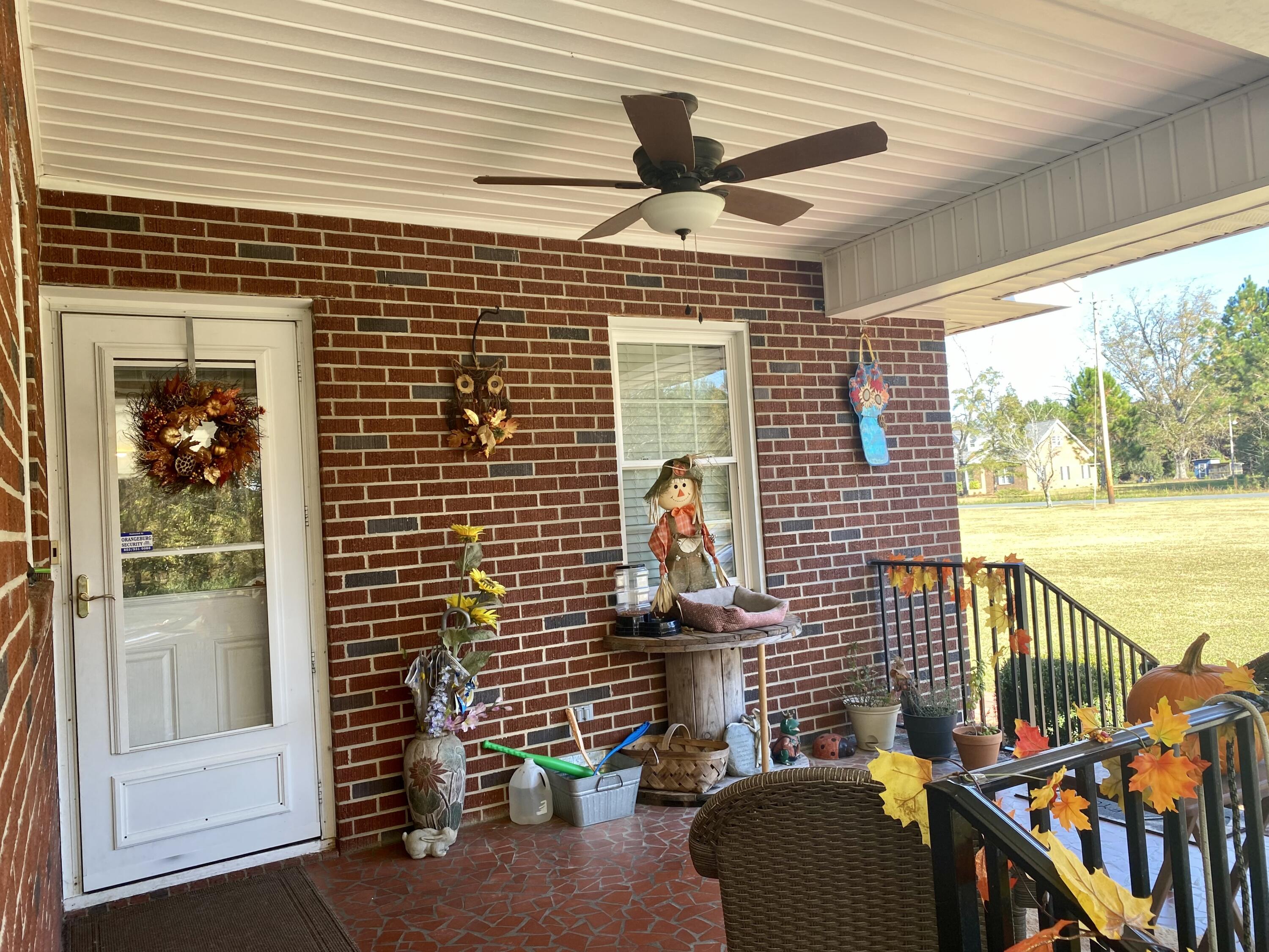 888 Cross Creek Road Reevesville, SC 29471 - Photo 11 of 34 Kitchen
