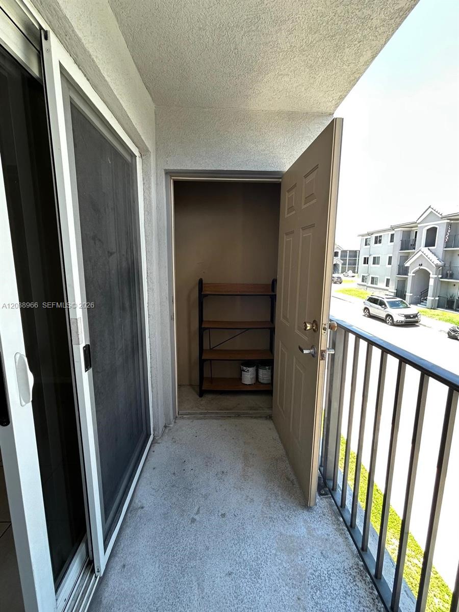15460 Southwest 284th Street, Unit 4207 Homestead, FL 33033 - Photo 4 of 21