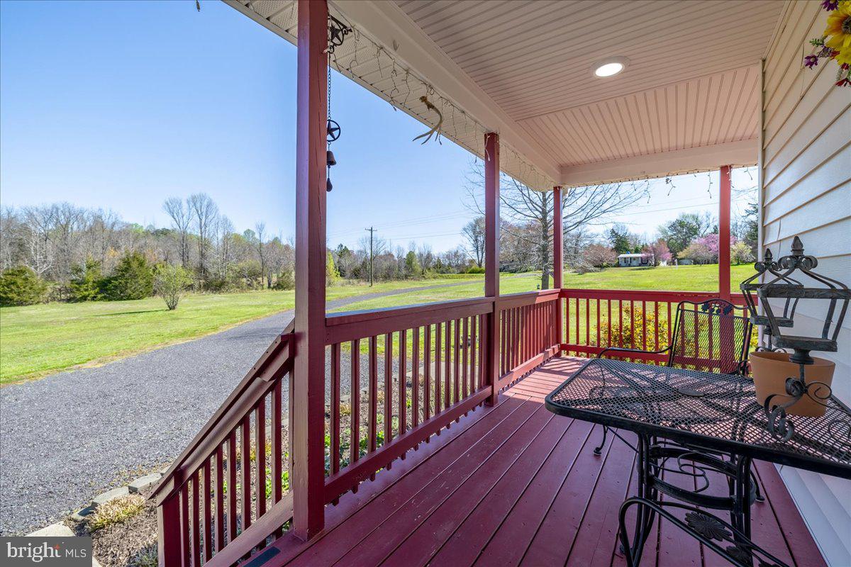 8349 Cross County Road Mineral, VA 23117 - Photo 4 of 34