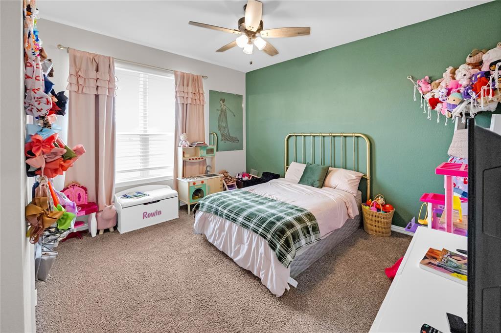 308 Olde Knoll Place Rio Vista, TX 76093 - Photo 14 of 25