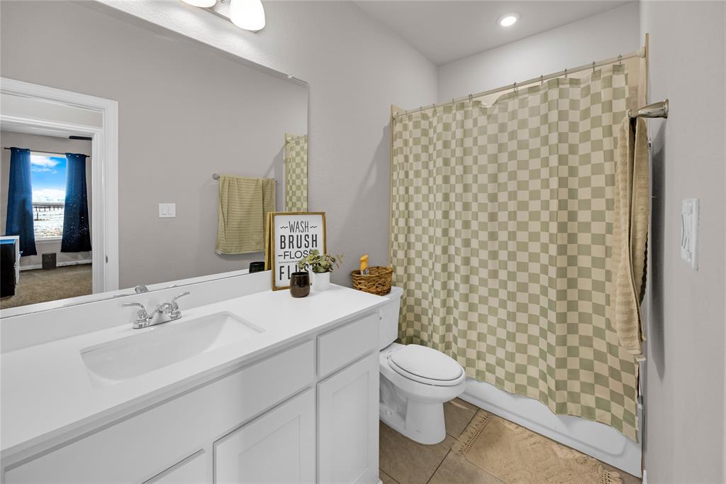 308 Olde Knoll Place Rio Vista, TX 76093 - Photo 15 of 25