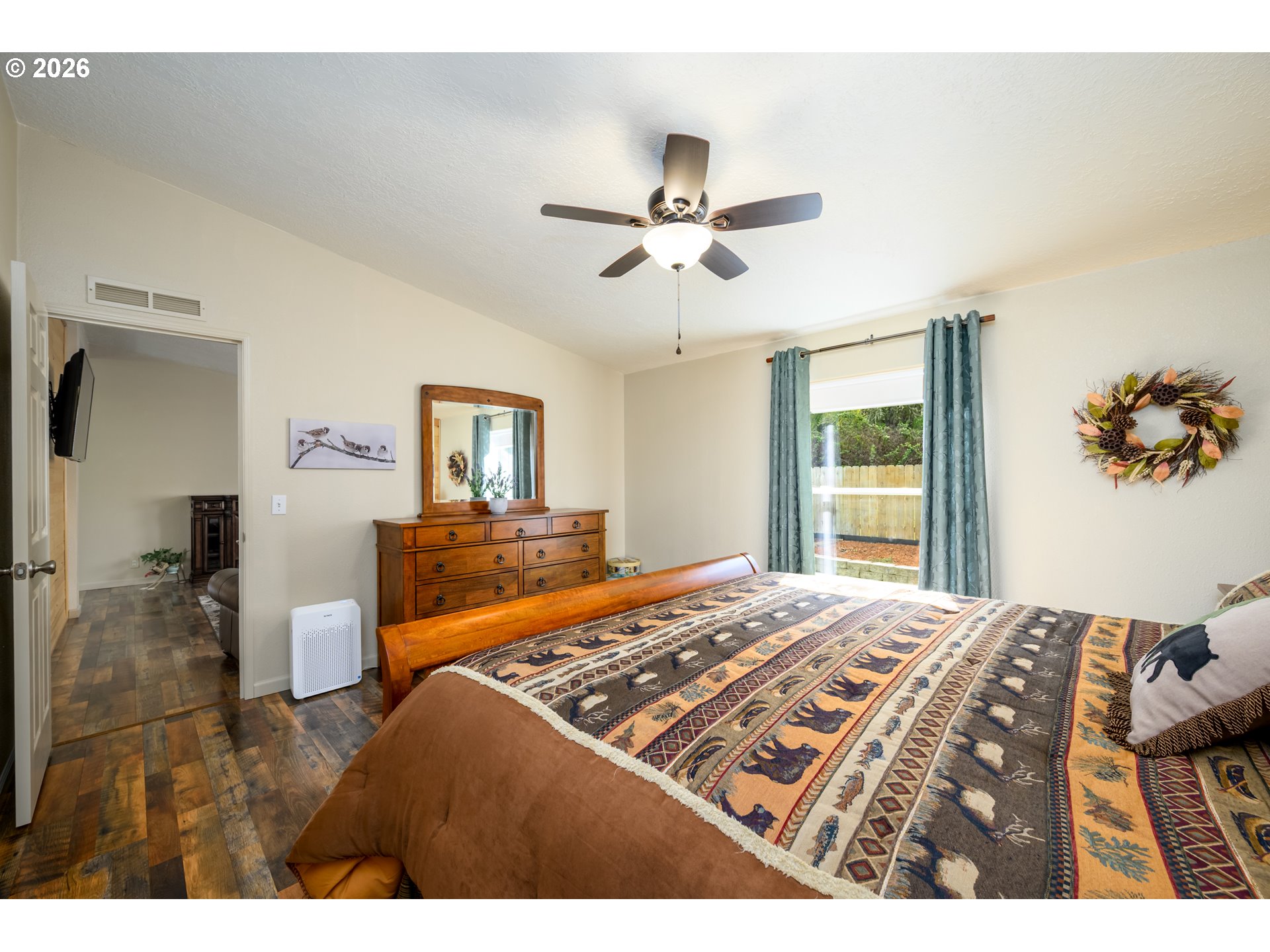 845 Sea Street Sutherlin, OR 97479 - Photo 13 of 45 Bedroom, Primary