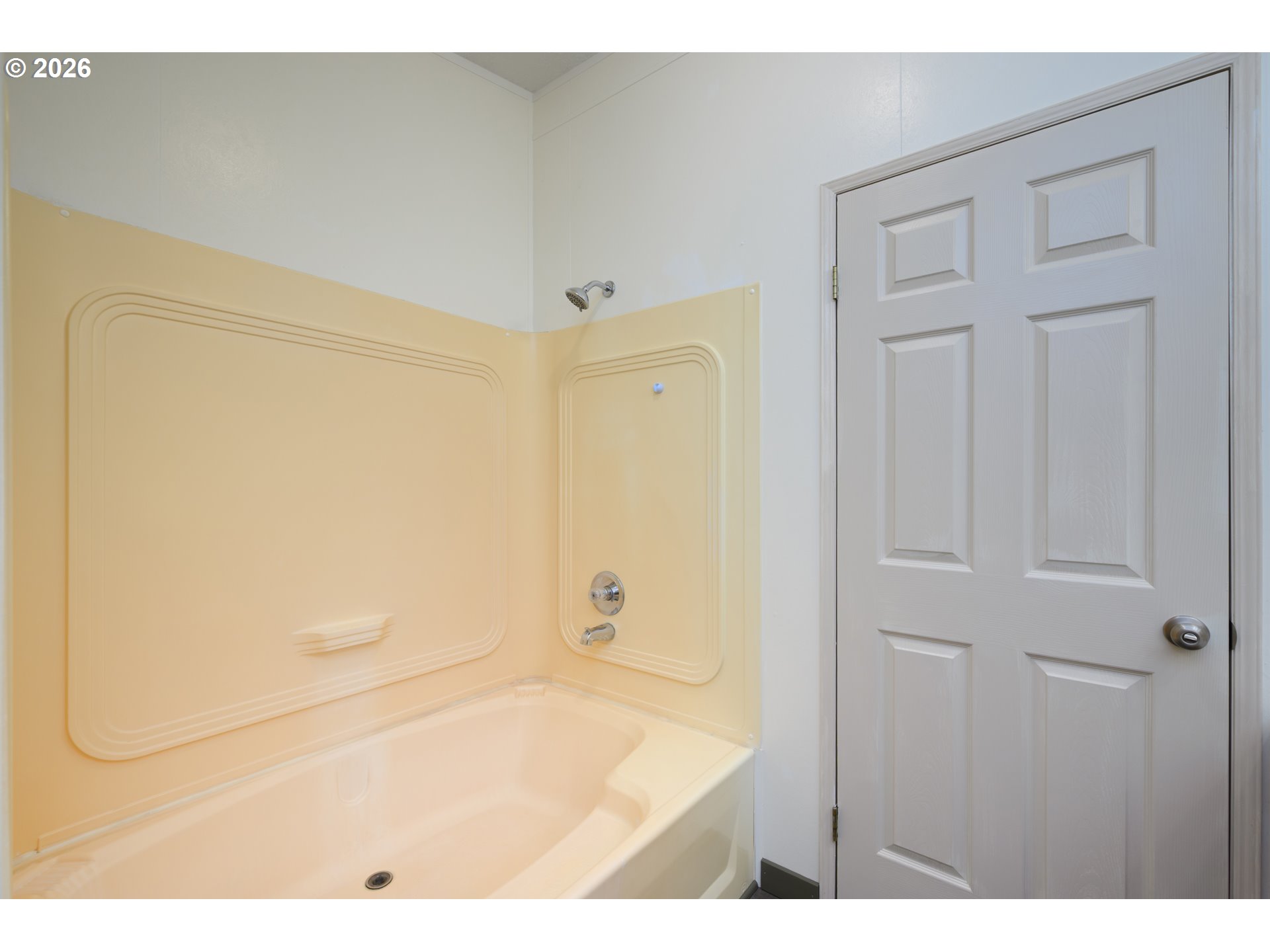 845 Sea Street Sutherlin, OR 97479 - Photo 15 of 45 Bathroom