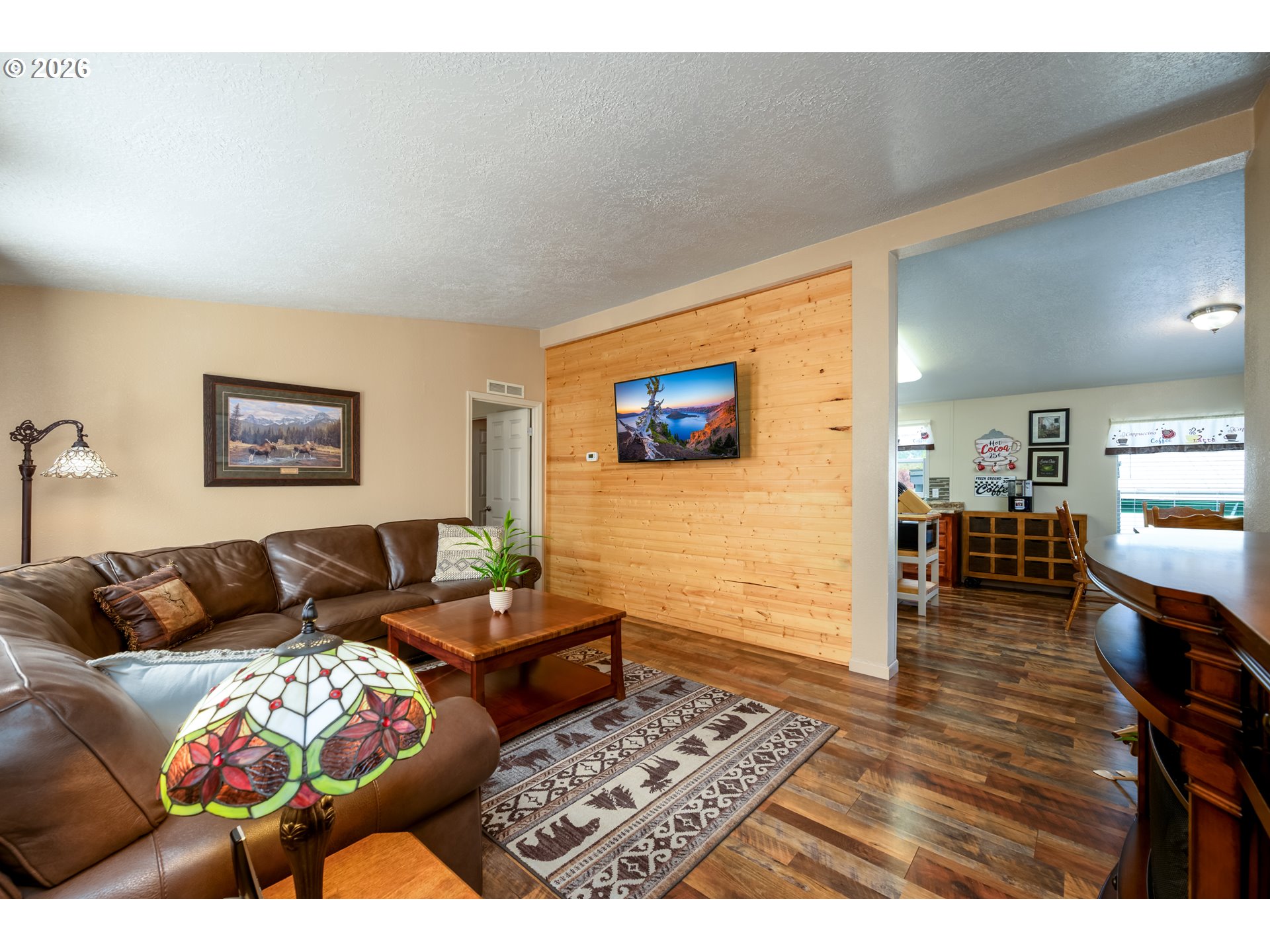 845 Sea Street Sutherlin, OR 97479 - Photo 2 of 45 Living Room