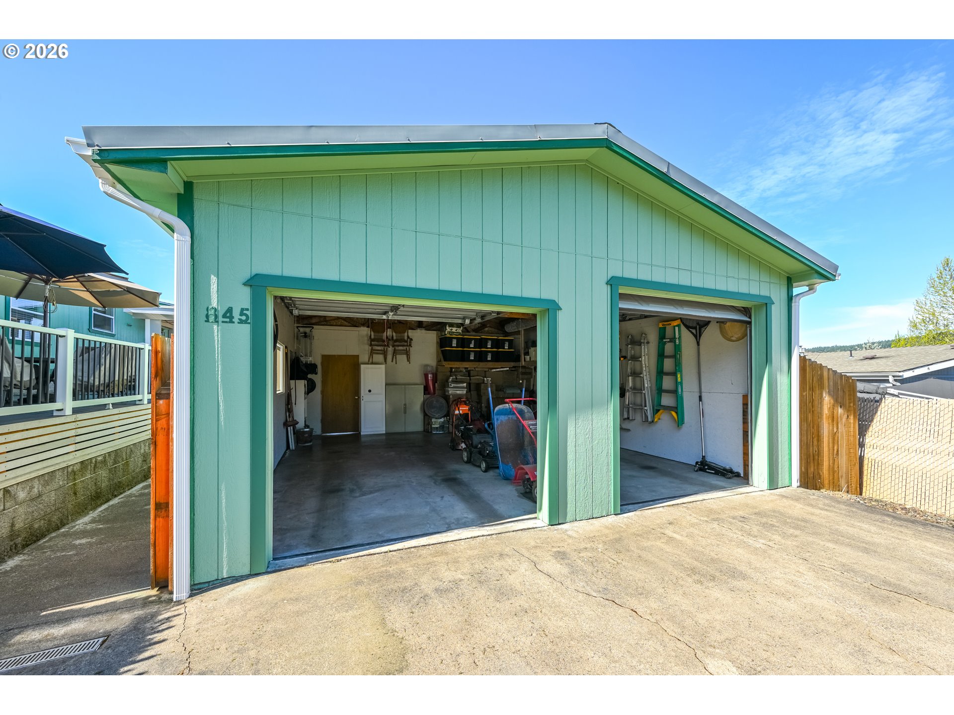 845 Sea Street Sutherlin, OR 97479 - Photo 31 of 45 Garage