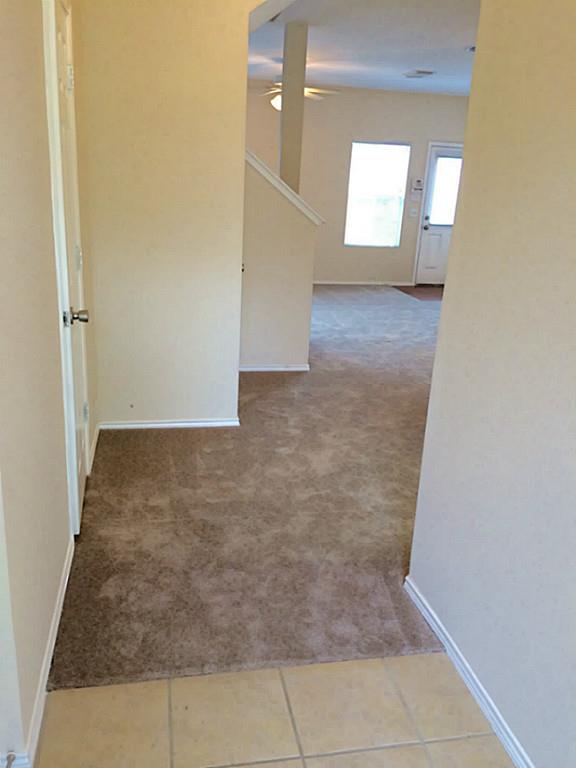 23826 Single Oak Street Spring, TX 77373 - Photo 2 of 28 TILE ENTRY