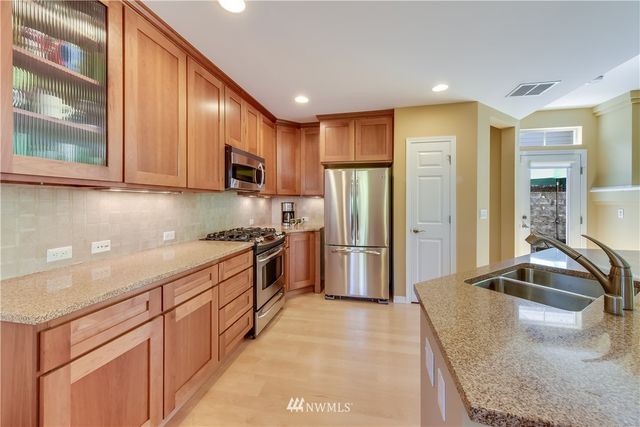 $600,000 | 12400 243rd Terrace Northeast, Redmond, WA 98053