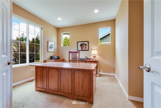 $600,000 | 12400 243rd Terrace Northeast, Redmond, WA 98053